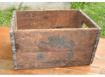 Vintage Canada Dry Wood Crate