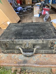 Cool Case With Older Paint Sprayers