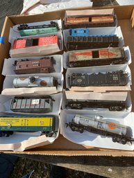 Various HO Gauge Train Cars