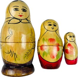 Vintage Russian Babushka Nesting Dolls