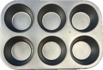 Muffin Pan - Signed 'Baker's Secret'