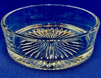 Vintage Pressed Glass Wine Coaster With Starburst Pattern Base - 4.75' In Diameter