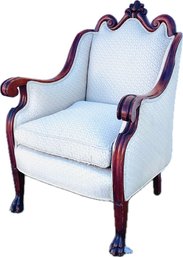 Elegant Carved And Upholstered Vintage Side Chair - White/Cream Colored Fabric