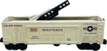 LIONEL POSTWAR MINUTEMAN MISSILE LAUNCHING BOXCAR #3665