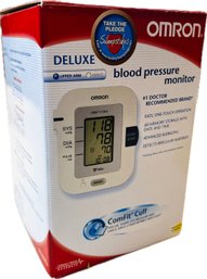 Omron HEM-711 DLX Deluxe Automatic Blood Pressure Monitor & Cuff Excellent