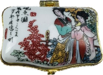 Vintage Chinese Porcelain Hinged Trinket Box