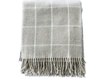 Italian Wood Blend Throw Blanket With Fringe - With Original Tags