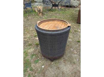 Round Resin Wicker Side Table - Storage Under Tray