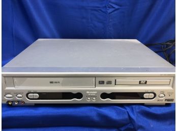 VCR/DVD Player - Sharp DV-NC55