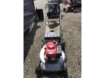 Lawnmower Honda Electric Start HR214 Self Powered