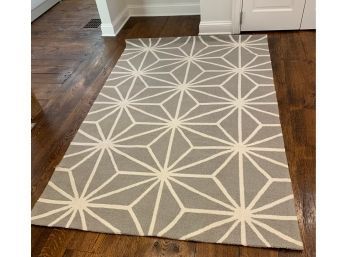 5' X 8'  Grey Taupe Rug