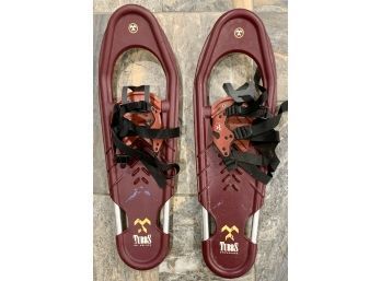 Pair Of Tubbs Snowshoes (1 Of 2)