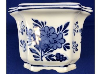 Blue & White Porcelain Jardiniere