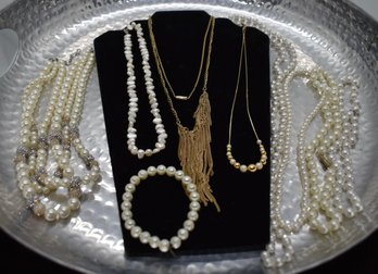 Pearl And Gold Toned Jewelry Lot #93