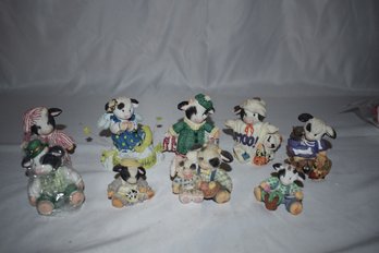 Mary's Moo Moos Holiday Themed Lot (9) Lot #369