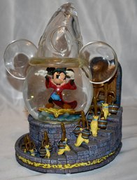 The Sorcerer's Apprentice Light Up 10.25' Snow Globe Lot #410