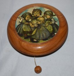 M I Hummel Swiss Musical Movement Voices Of Spring Hanging Music Box Lot #404