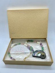 Vintage Lee Sands Mother Of Pearl Rainbow With Sparkly Pot Of Gold Necklace With Box #109