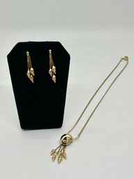 Vintage Goodmans Jeweler Mckeesport PA Seashell Necklace And Earring Set #132