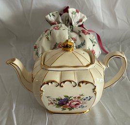 Sadler England Cube Tea Pot With Roses