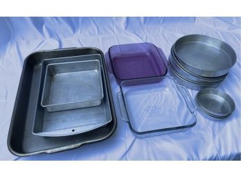 Vintage Bakeware (Pyrex)