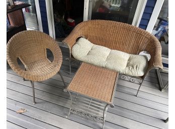 Pier 1 Wicker And Iron Table Set