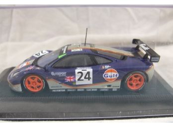 McLaren F1 GTR Gulf Racing Edition Le Mans - Scale 1:43 MiniChamps