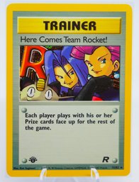 1ST ED HERE COMES TEAM ROCKET Team Rocket Set Holographic Trainer Pokemon Card!!!! (1)