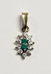 Vintage 14KY Gold CZ And Green Stone Halo Style Pendant  .5 GR