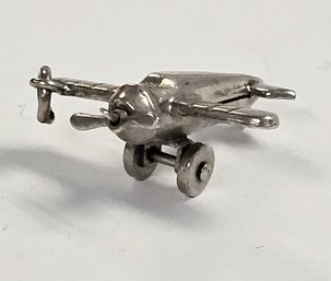 Vintage AIRPLANE Charm ... ARTICULATED!!!  WHEELS AND PROP MOVE!!!!  2.0 Gr