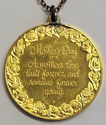 1974 MOTHER'S DAY 24K GOLD PLATE STERLING SILVER FRANKLIN MINT NECKLACE  24'  17.7 GR