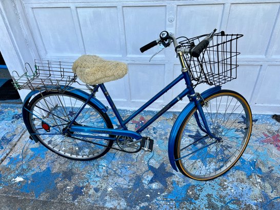 (G) VINTAGE RALEIGH LTD-3 BLUE BICYCLE WITH BASKET - NEEDS TLC, FLAT TIRES
