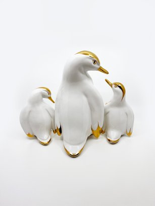 (UB-77) 'ORO ZECCHINO' ITALY, PORCELAIN AND 24KT GOLD PLATED WHITE PENGUINS - APPROX. 11 1/2', 7 1/2', AND 7'