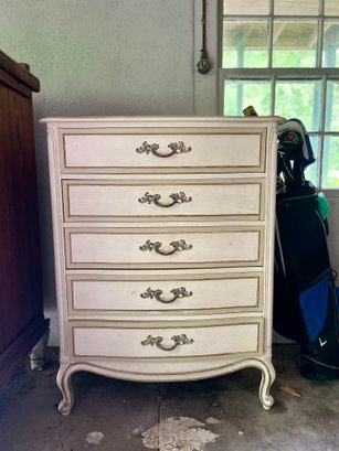 (LOWGAR) VINTAGE WHITE WOOD FIVE DRAWER DRESSER - 35' BY 19' BY 46'