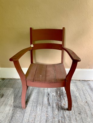 (X000) SINGLE REDWOOD ARMCHAIR- 35' BY 28' BY 22'