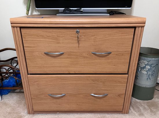 (O) TWO DRAWER OAK FILE CABINET WITH LOCK - 33' BY 21' BY 30'