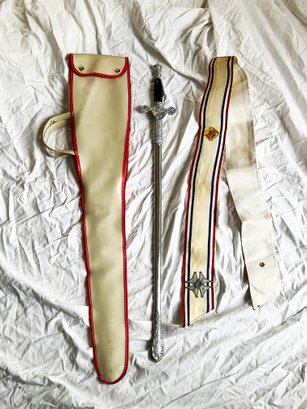 (A-36) KNIGHTS OF COLUMBUS CEREMONIAL SWORD, SHEATH, SCABBARD AND SASH