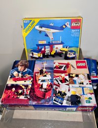 (ZZ-141) TWO VINTAGE 1980's LEGO PARTIAL SETS WITH BOXES - 'LEGOLAND TOWN SYSTEM #6377 & FIRE FIGHTER #4020'