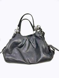 (J-29) VINTAGE COACH SLOUCHY BLACK LEATHER HANDBAG WITH PURPLE LINING - WITH CREED #E1082-15742