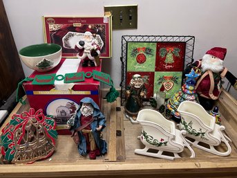 (B) FIFTEEN PIECE CHRISTMAS COLLECTION - SANTAS - LENOX , SPODE, BELLS, SNOW GLOBE - 9'-20'