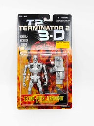 (D-30) VINTAGE SEALED T2 TERMINATOR 2 3D-TECHNO PUNCH TERMINATOR COLLECTABLE BY KENNER