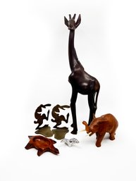 (A-35B) COLLECTION OF FIVE ANIMAL DECOR ITEMS- WOOD GIRAFFE, HARE BOOKENDS, TURTLE, ELEPHANT, CANADIAN GOOSE
