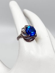 (J-44) VINTAGE STERLING SILVER & BLUE STONE LADIES RING-SIZE 6 WEIGHT 3.29 DWT