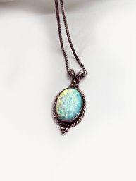 (J-52) VINTAGE STERLING SILVER CHAIN WITH OPAL PENDANT - WEIGHT 3.81 DWT