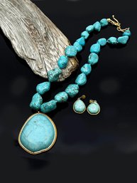 (J-18) MATCHING  NECKLACE & EARRINGS SET FROM MMA, MUSEUM OF MODERN ART, NYC - SIMULATED TURQUOISE