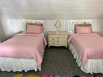 (UUU6) PAIR OF ANTIQUE TWIN BED SHABBY WHITE WOOD CARVED FLORAL HEADBOARDS & FRAMESL - 76' BY 41'