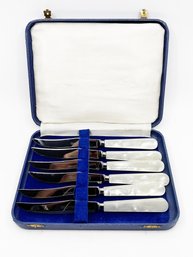 (A-3) FRANCIS & GREAVES & SON, SHEFFIELD ENGLAND SET OF 6 DINNER KNIVES WITH MOTHER OF PEARL HANDLES IN CASE