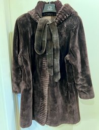 (D-58) VINTAGE SHEARED BEAVER FUR COAT BY 'BARBATSULY BROS. FURS, GARDEN CITY' WITH BELT & HOOD - M-L