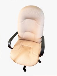 (E) STAPLES POLY/COTTON/RAYON EXECUTIVE TILTER OFFICE CHAIR-PREOWNED-approx. 25' X 44' X 22'