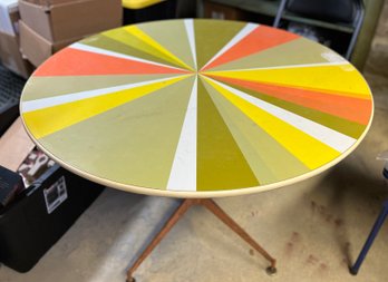 (B) MID CENTURY PETER PEPPER PRODUCTS LAMINATE PINWHEEL DINING TABLE - 42' BY 29' - SEE PICS FOR MARKS ON TOP